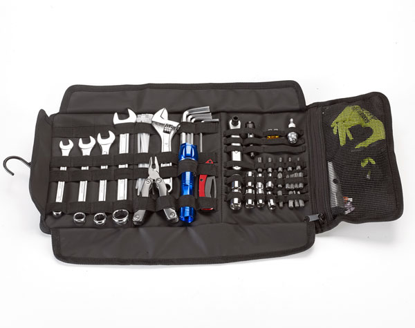 kit-attrezzi-manutenzione-moto-viaggi